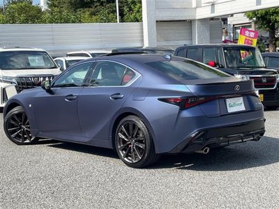 صورة مصغرة 38 لـ 2022 Lexus IS