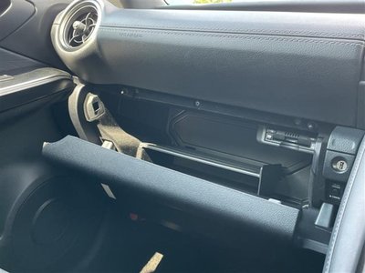 صورة مصغرة 19 لـ 2022 Lexus IS
