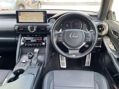 صورة مصغرة 37 لـ 2022 Lexus IS