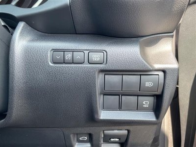 صورة مصغرة 25 لـ 2022 Lexus IS