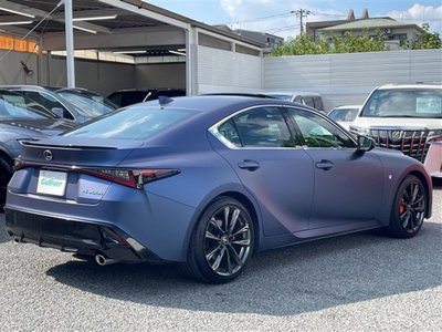 صورة مصغرة 33 لـ 2022 Lexus IS