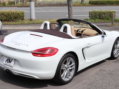 PORSCHE BOXSTER - 4