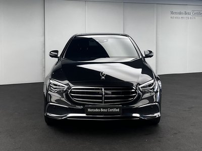 MERCEDES-BENZ E-CLASS - 2