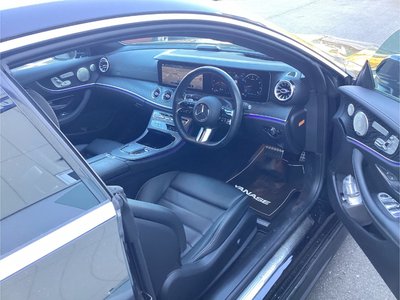 MERCEDES-BENZ E-CLASS COUPE - 7