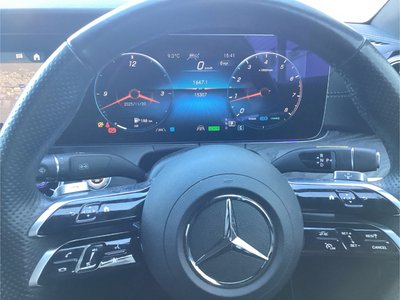 MERCEDES-BENZ E-CLASS COUPE - 8