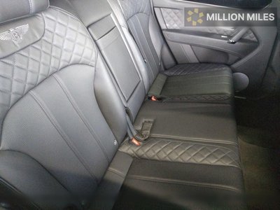 BENTLEY BENTAYGA - 6