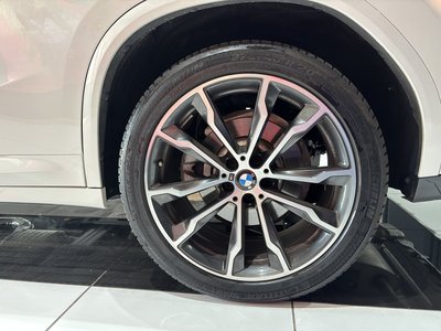 2024 BMW X4 thumbnail 21