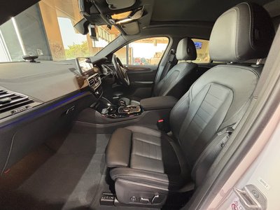 2024 BMW X4 thumbnail 67