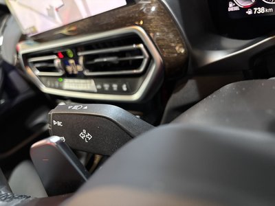 2024 BMW X4 thumbnail 31