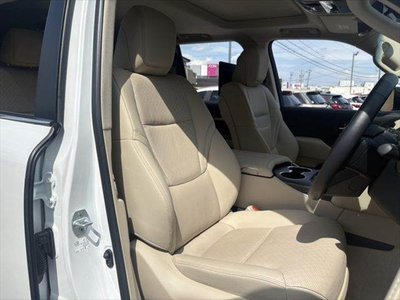 2023 Toyota LAND CRUISER 300 — миниатюра 17