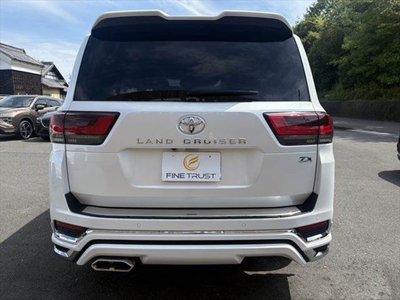2023 Toyota LAND CRUISER 300 — миниатюра 28