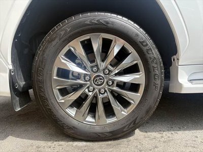 2023 Toyota LAND CRUISER 300 — миниатюра 38