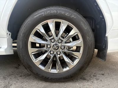 2023 Toyota LAND CRUISER 300 — миниатюра 37
