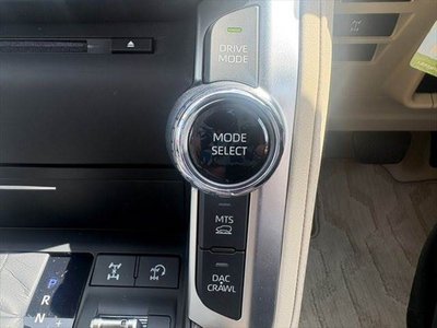 2023 Toyota LAND CRUISER 300 — миниатюра 16