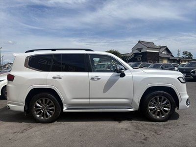 2023 Toyota LAND CRUISER 300 — миниатюра 26