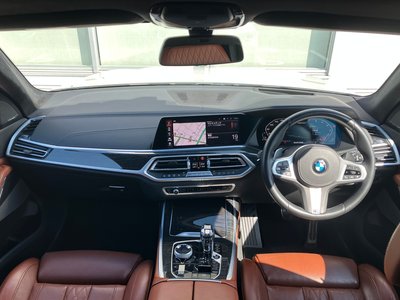 BMW X7 - 9