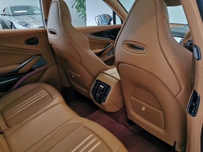 صورة مصغرة 28 لـ 2025 Aston Martin DBX
