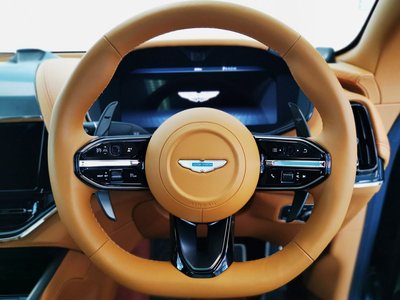 صورة مصغرة 12 لـ 2025 Aston Martin DBX