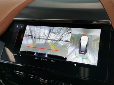 صورة مصغرة 18 لـ 2025 Aston Martin DBX