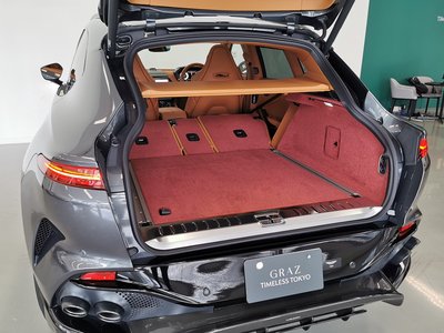 صورة مصغرة 30 لـ 2025 Aston Martin DBX