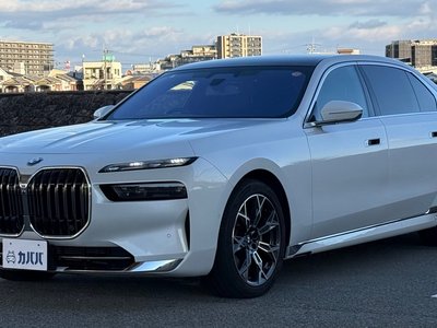 BMW 7 SERIES - 1