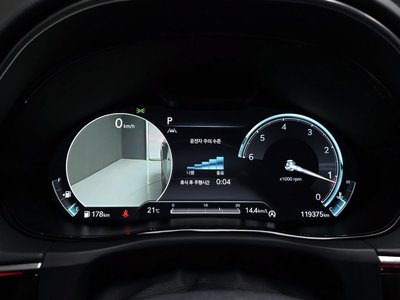 2022 Genesis GV70 — миниатюра 11