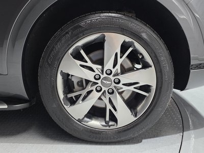 2022 Genesis GV70 photo 8