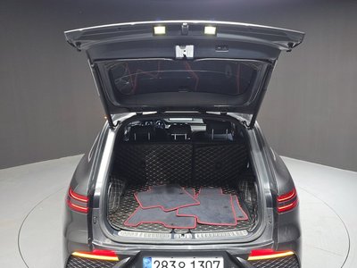 2022 Genesis GV70 — миниатюра 23