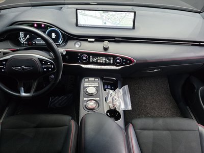 2022 Genesis GV70 photo 5