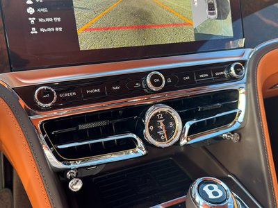 صورة مصغرة 16 لـ 2021 Bentley FLYING SPUR