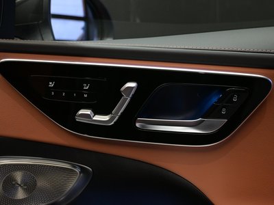 2025 MERCEDES-BENZ C-CLASS 缩略图 17