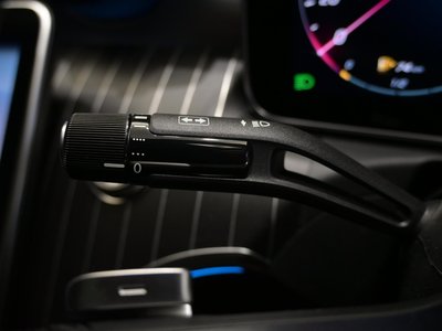2025 MERCEDES-BENZ C-CLASS 缩略图 23