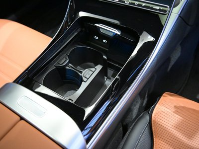 2025 MERCEDES-BENZ C-CLASS 缩略图 43