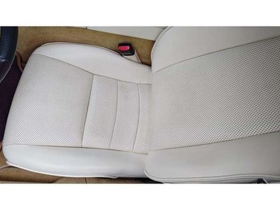 ASTON MARTIN RAPIDE - 9