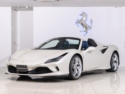 FERRARI F8 SPIDER