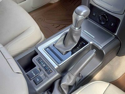 2022 Toyota LAND CRUISER PRADO 缩略图 27
