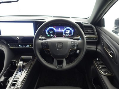 TOYOTA CROWN SPORT - 4