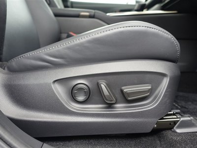 TOYOTA CROWN SPORT - 6