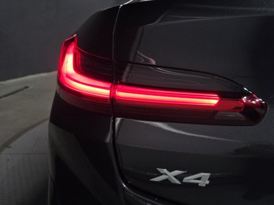 2024 BMW X4 photo 10