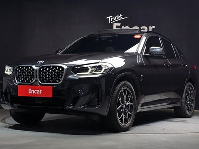 2024 BMW X4 photo 1