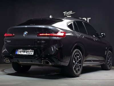 2024 BMW X4 photo 4
