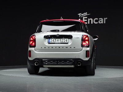 MINI COUNTRYMAN - 4