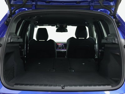 2025 BMW X1 — миниатюра 12