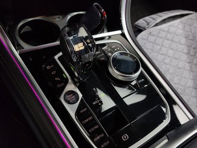 BMW 8 SERIES - 9