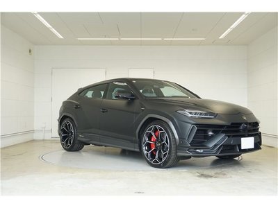 LAMBORGHINI URUS - 10