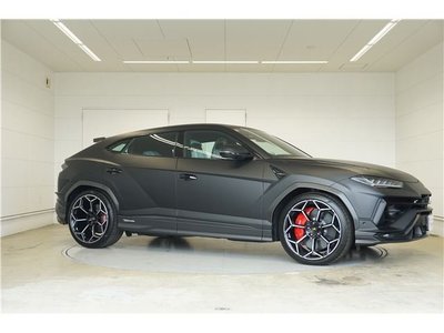 LAMBORGHINI URUS - 9