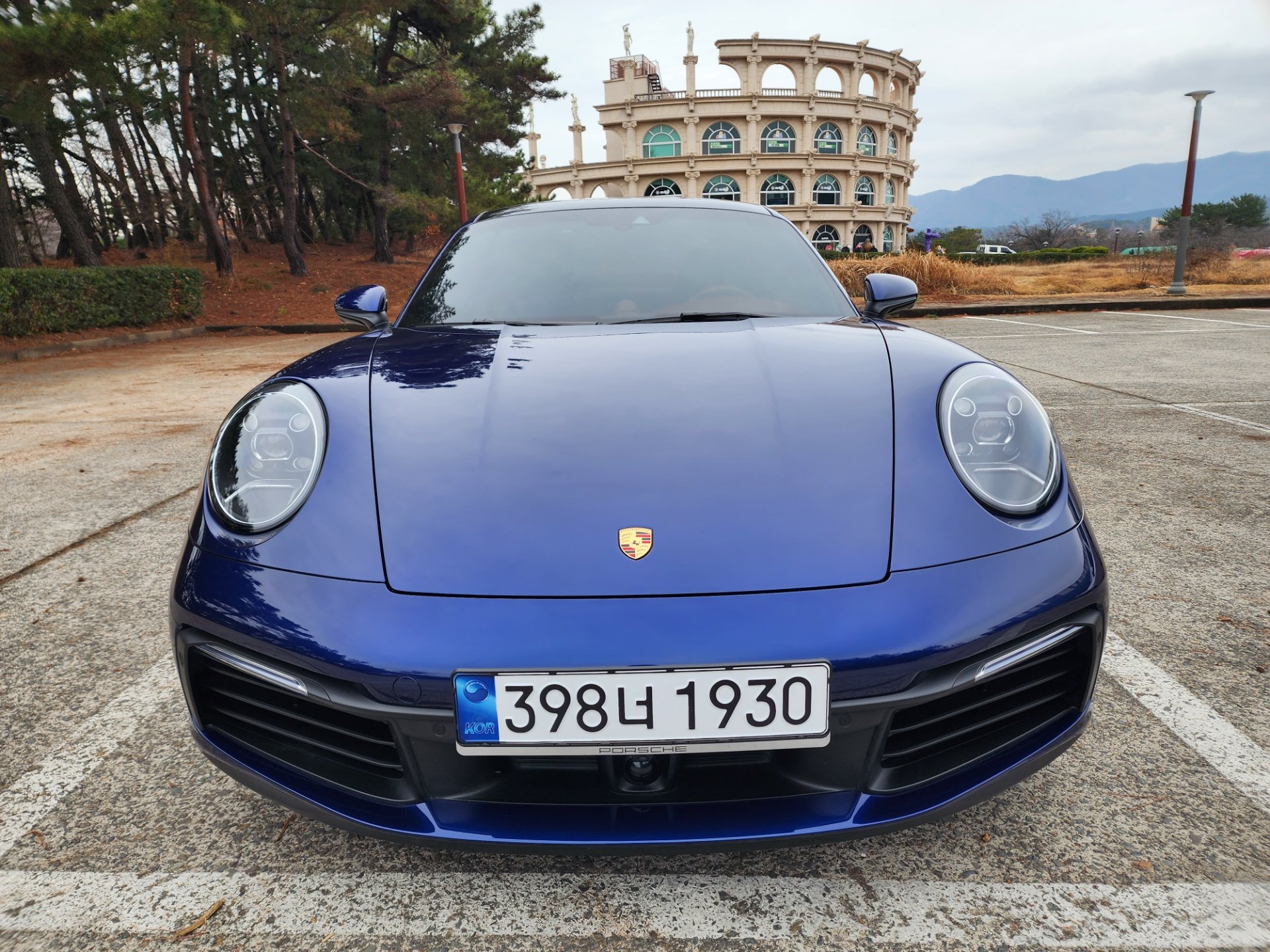 PORSCHE 911 - View 1