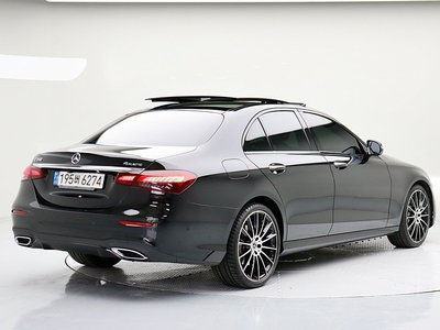 MERCEDES-BENZ E-CLASS - 3