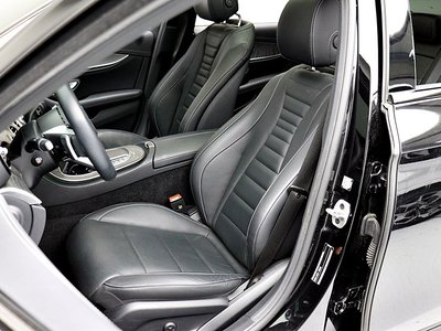 MERCEDES-BENZ E-CLASS - 4