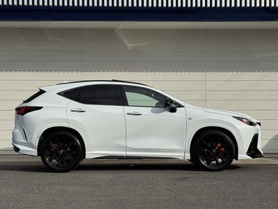 2024 Lexus NX — миниатюра 22